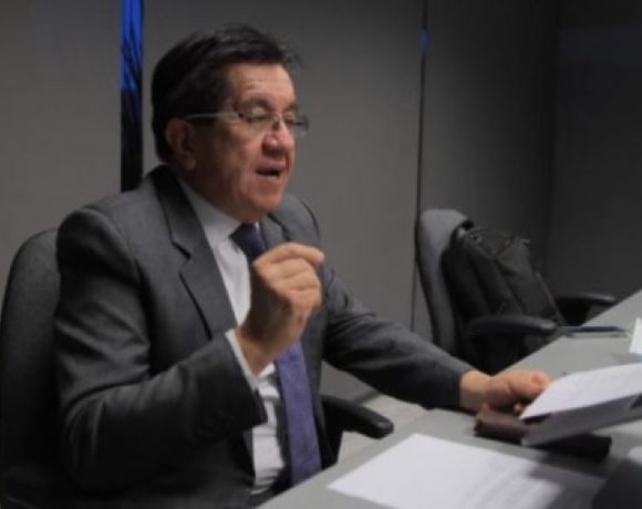 Colombia Health Minister Fernando Ruiz Announcing Covid-19 Vaccinator Training Program