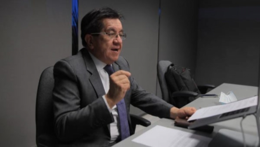 Colombia Health Minister Fernando Ruiz Announcing Covid-19 Vaccinator Training Program